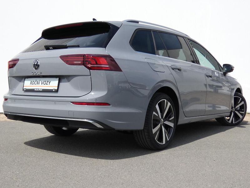 Volkswagen Golf Variant Style 2,0 TDI 110 kW 7 - fotka 10 z 30