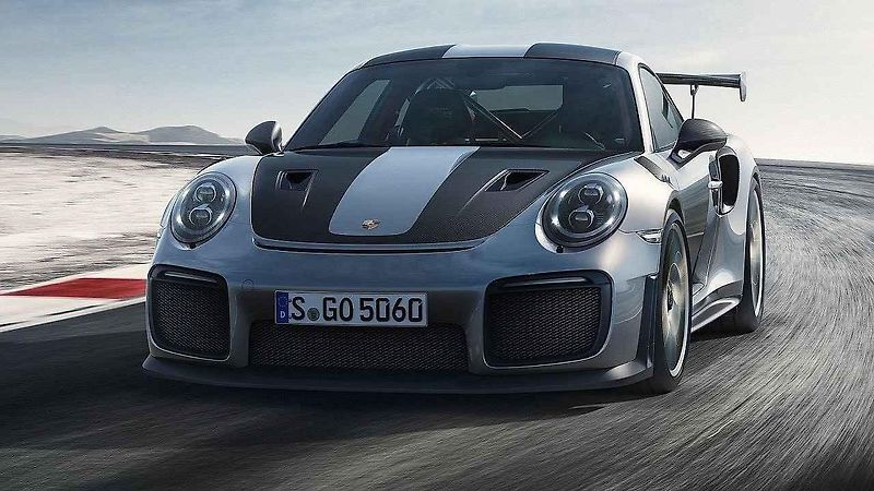 Porsche 911 GT2 RS.