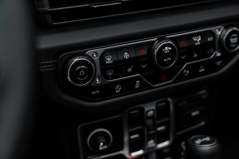 Jeep Wrangler Rubicon - fotka 10 z 27