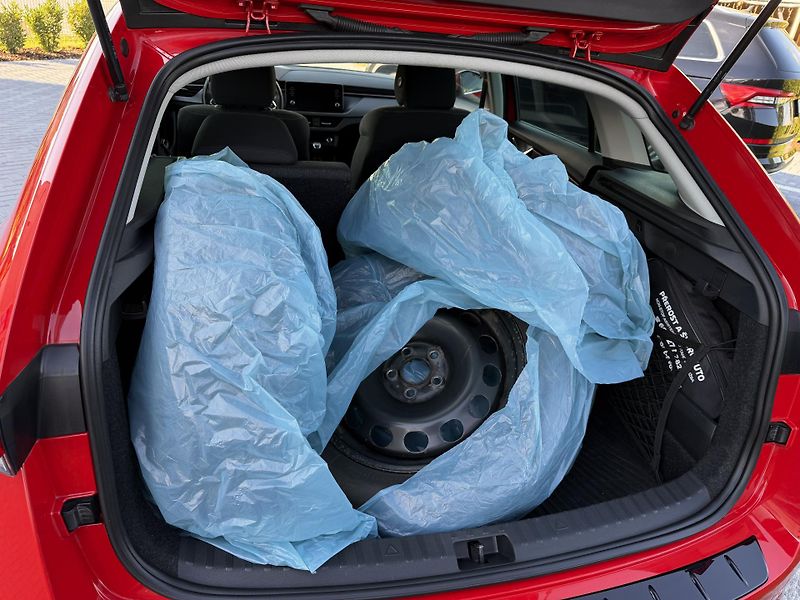Škoda Scala (2021) 1.0 tsi 81 kW / STYLE - fotka 12 z 19
