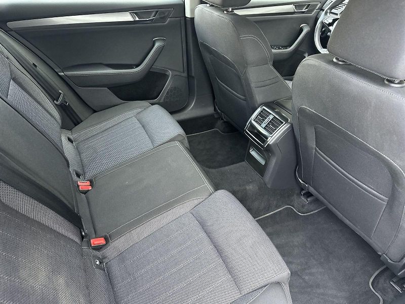 Škoda Superb (2021) Combi 2.0 TDI Style - fotka 9 z 33