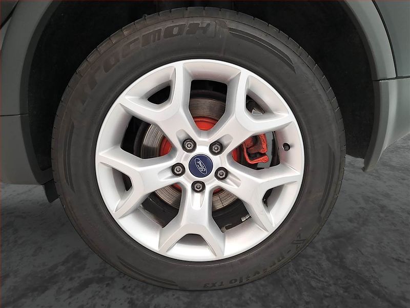 Ford Kuga (2012) 2.0 TDCi, 4X4, Navi, Tempomat - fotka 15 z 19