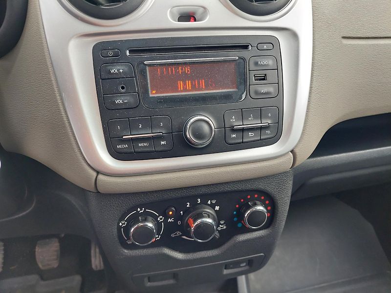Dacia Dokker (2013) 1.2TCe 115 - fotka 12 z 25
