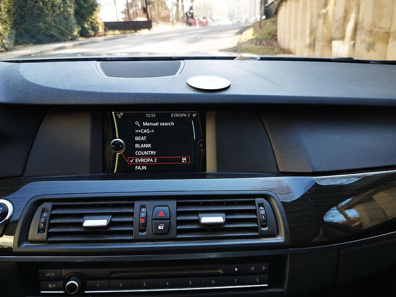 BMW Řada 5 530D XDRIVE TOURING F11 190kW - fotka 39 z 40
