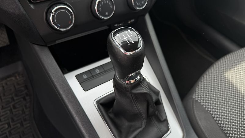 Škoda Octavia (2016) 1.6 TDI 81KW 172 TIS KM  - fotka 14 z 20