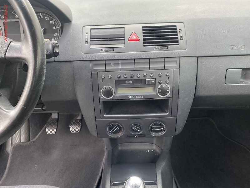 Škoda Fabia (2003) 1.2 i, ČR - fotka 12 z 16