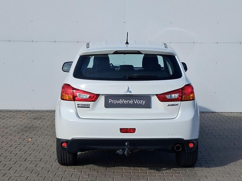 Mitsubishi ASX 1.6 MIVEC 86kW - fotka 9 z 21