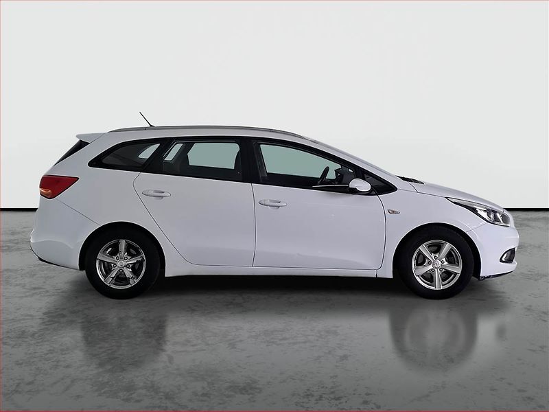Kia Ceed (2013) 1.6 GDI, ČR,1.maj, Serv.kniha - fotka 6 z 16