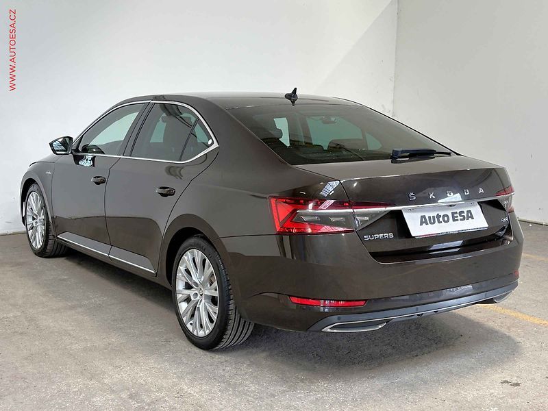 Škoda Superb (2019) 2.0 TDi 4x4, ČR, L&K, DSG - fotka 6 z 18