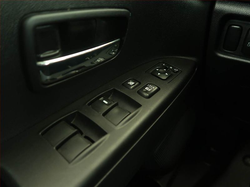 Mitsubishi ASX (2010) 1.8 DI-D MIVEC, Xenony - fotka 14 z 15