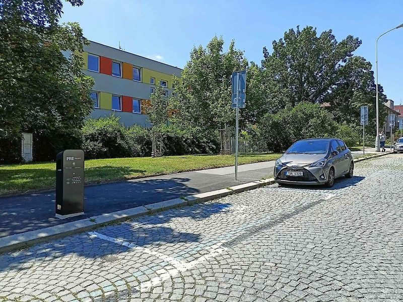 Nabíjecí stanice elektromobilů Praha 3 - Mahlerovy sady