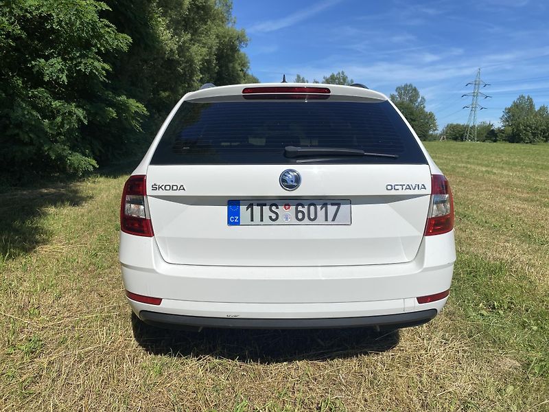 Škoda Octavia (2019) - fotka 2 z 14