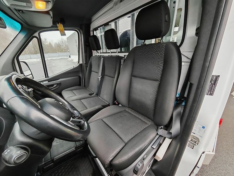 Mercedes-Benz Sprinter - fotka 21 z 41