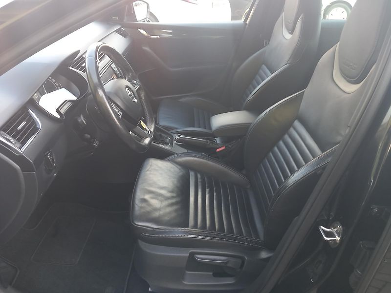 Škoda Octavia (2016) 2,0TDi 135kw RS 4x4  DSG NAVI  - fotka 10 z 48