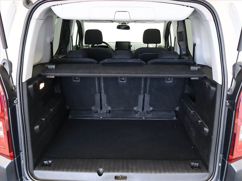 Citroën Berlingo (2018) Shine 1.5 BlueHDi, 5Míst, ČR - fotka 12 z 20