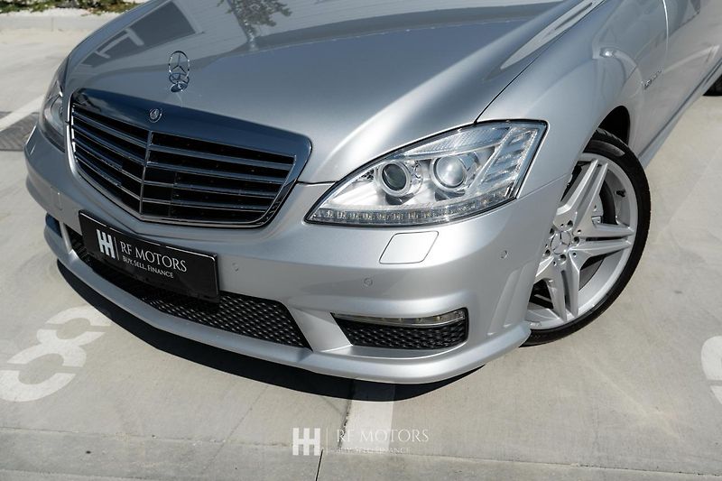 Mercedes-Benz Třídy S (2013) AMG S 63 5.5 V8 Biturbo - fotka 2 z 56