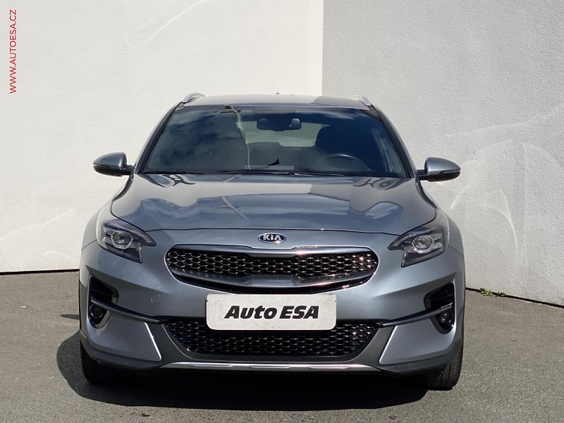Kia XCeed (2019) 1.4 T-GDi, Premium, AT, LED - fotka 2 z 3
