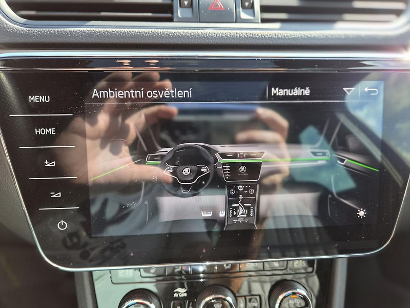 Škoda Superb (2023) Škoda Superb 2.0 147 kw - fotka 14 z 18