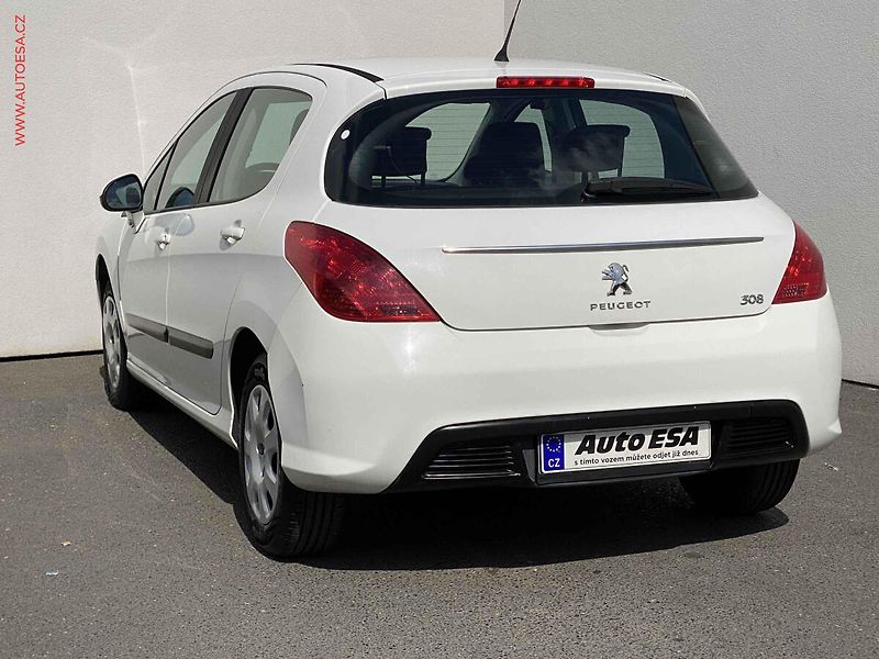 Peugeot 308 (2013) 1.4i 16V, ČR, Access - fotka 6 z 18