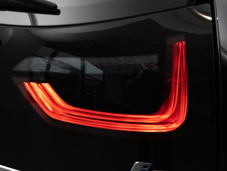 BMW i3 i3s - fotka 10 z 22