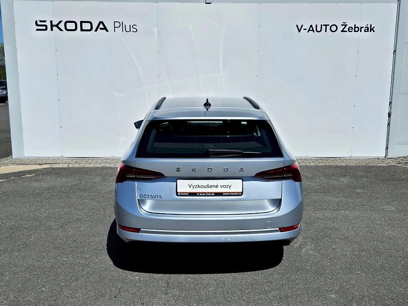 Škoda Octavia (2024) COMBI Ambition PLUS TSI 110/1. - fotka 9 z 26