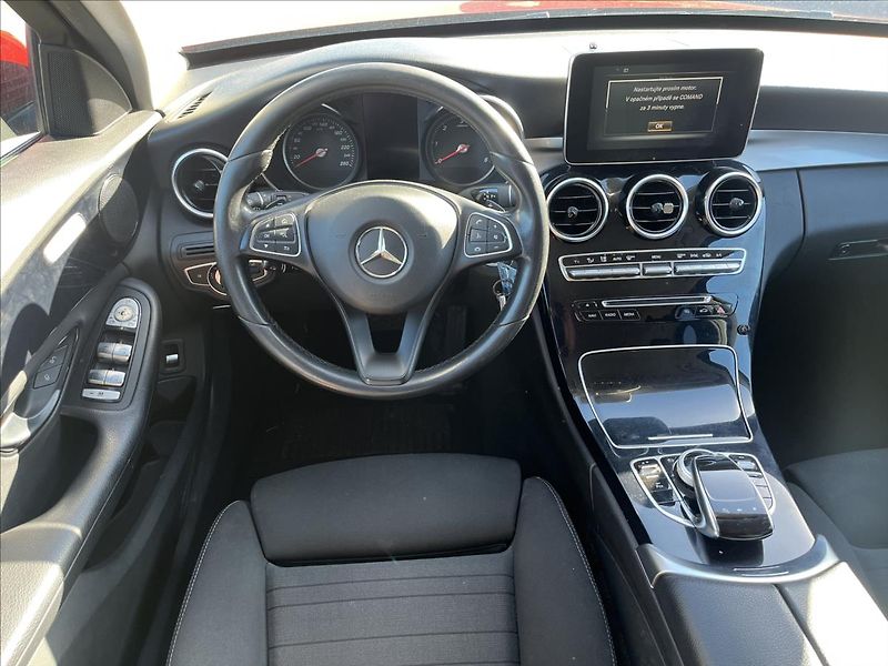 Mercedes-Benz Třídy C 2,1 250d 150KW 4MATIC LED DPH - fotka 14 z 50