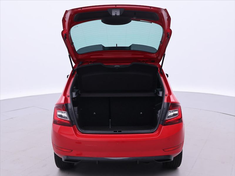 Škoda Fabia 1,0 TSI 81kW CZ Monte Carlo - fotka 9 z 29