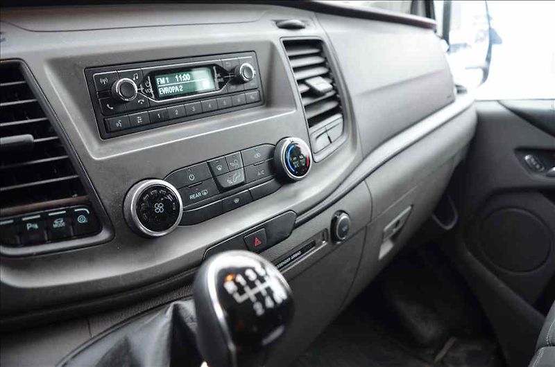 Ford Transit (2021) CUSTOM 2,0 D - fotka 15 z 18