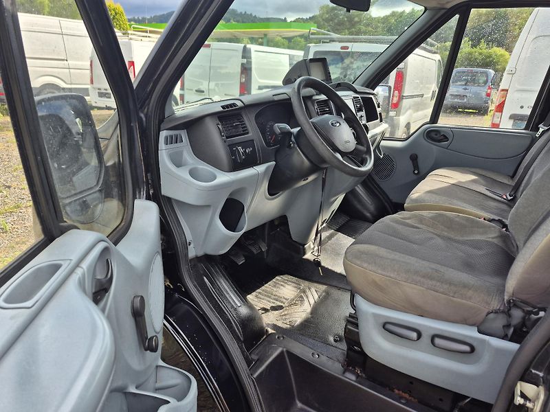 Ford Transit (2007) 2.2Tdci L2H1 - fotka 15 z 22