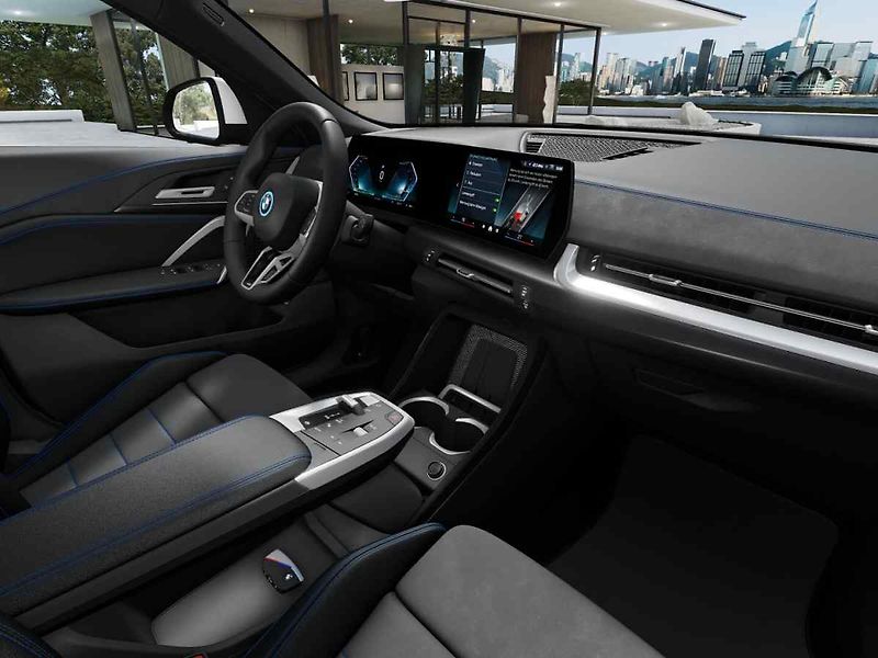 BMW iX2 (2026) - fotka 5 z 10