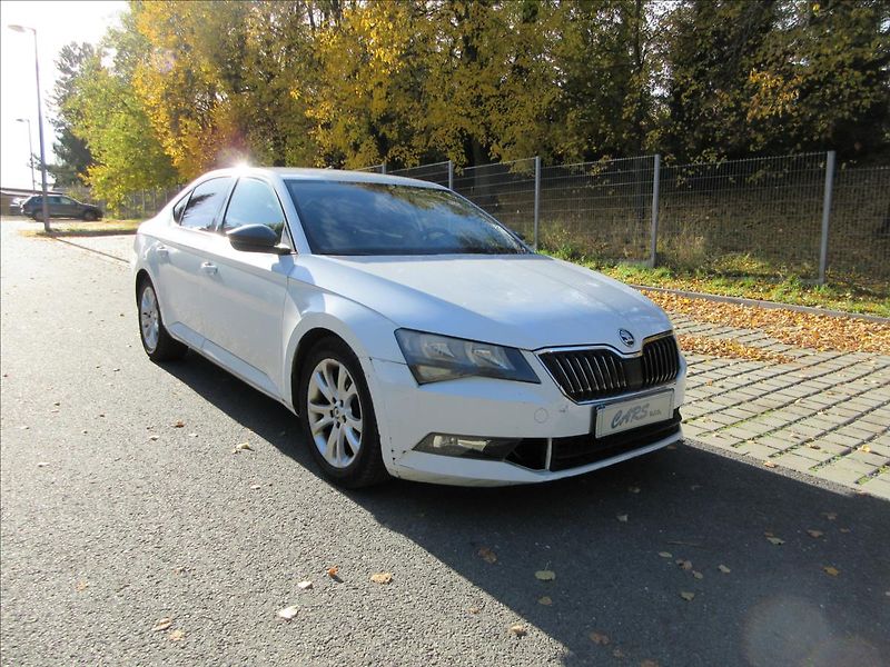 Škoda Superb 2,0 TDi, Kůže, Vada DPF, Kosme - fotka 2 z 26