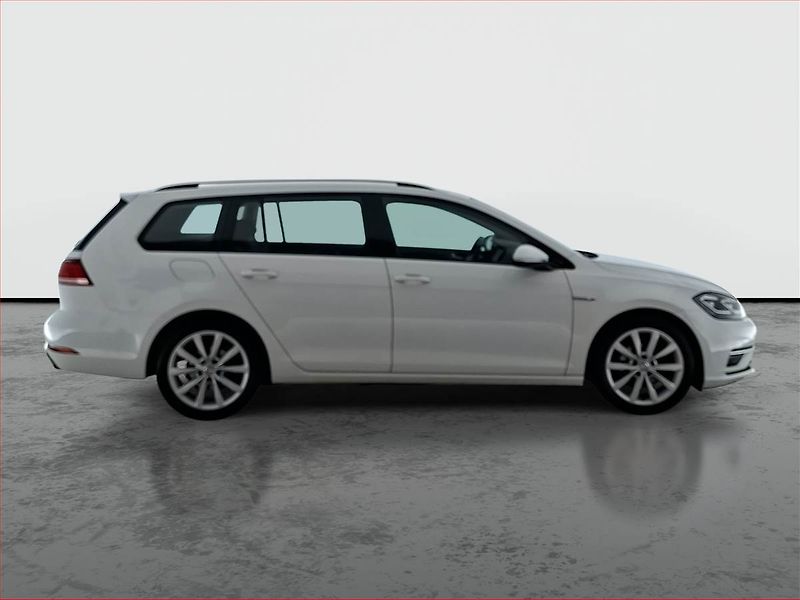 Volkswagen Golf (2020) Comfortline 1.5 TSI, ČR,1.maj - fotka 6 z 15