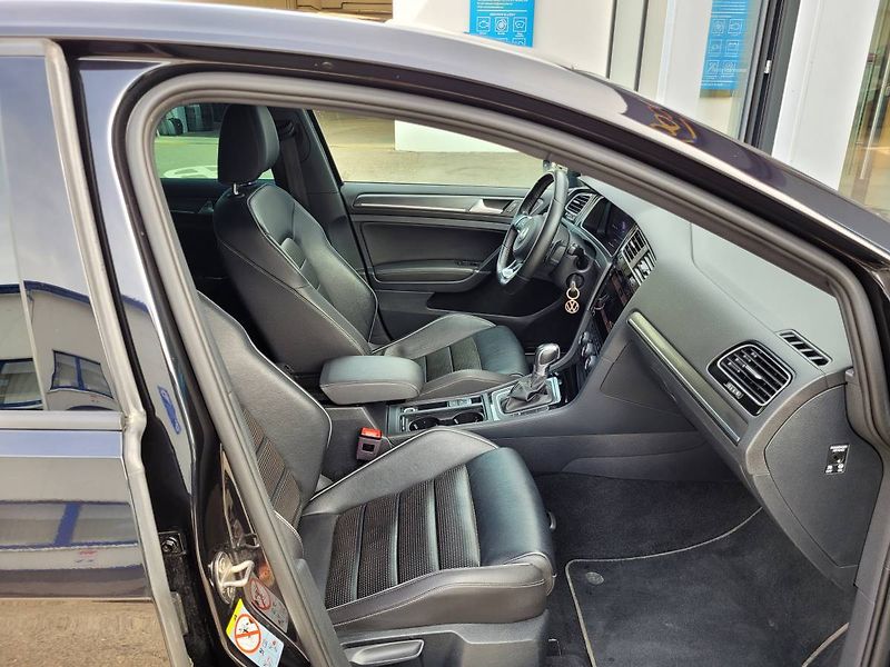 Volkswagen Golf 2.0 TDI GTD DSG Záruka 2roky - fotka 42 z 45