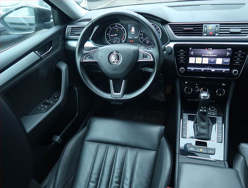Škoda Superb (2018) Style 2.0 TDI, Automat, Kůže - fotka 7 z 15