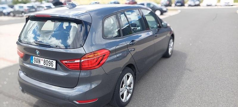 BMW Řada 2 (2021) 216d Gran Tourer - fotka 3 z 19