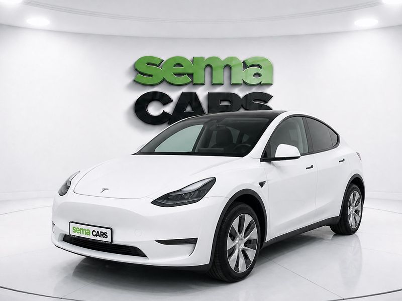 Tesla Model Y (2023) LR AWD Berlin Záruka SoH 92,9% - fotka 1 z 39