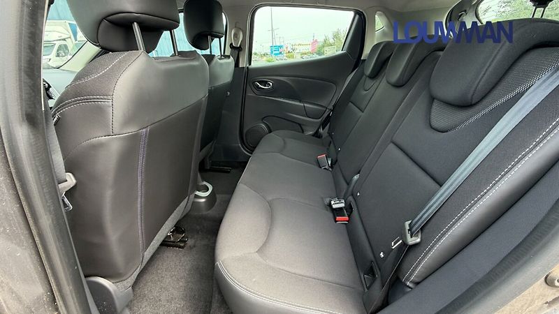Renault Clio 1.2 16V - fotka 16 z 24