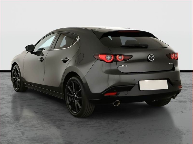 Mazda 3 (2022) 2.0 e-Skyactiv X - fotka 4 z 16