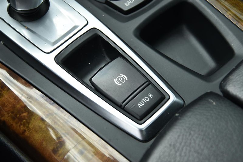 BMW X5 xDrive 30d NAVI PANORAMA 7MÍST - fotka 24 z 28