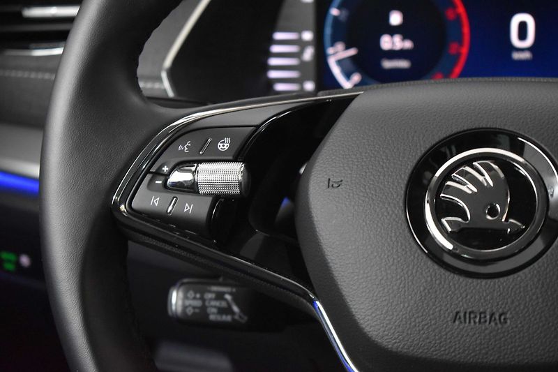 Škoda Octavia 2.0 TDI *REZERVACE* - fotka 20 z 44