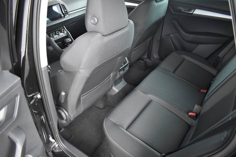 Škoda Karoq (2022) 1.5TSI 110kW Tour,DSG,Webasto - fotka 13 z 29