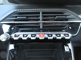 Peugeot 2008 STYLE PureTech 100 S&S MAN6 - náhled 29