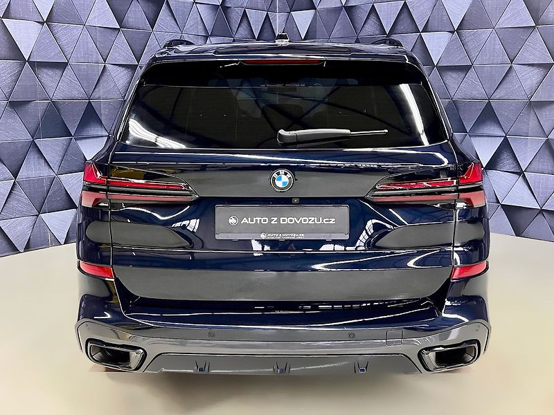 BMW X5 30d xDrive M-SPORT, VZDUCH, PA - fotka 6 z 37