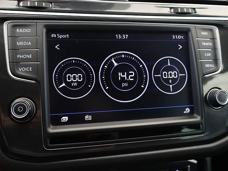 Volkswagen Tiguan (2017) Highline 2.0 TDI, 4X4 - fotka 19 z 24