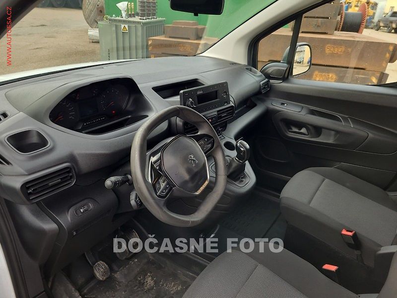 Peugeot Partner (2021) 1.5HDi, 2.maj,ČR, Active, TZ - fotka 5 z 11