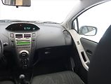 Toyota Yaris (2010) 1.0 VVT-i, Serv.kniha - náhled 8