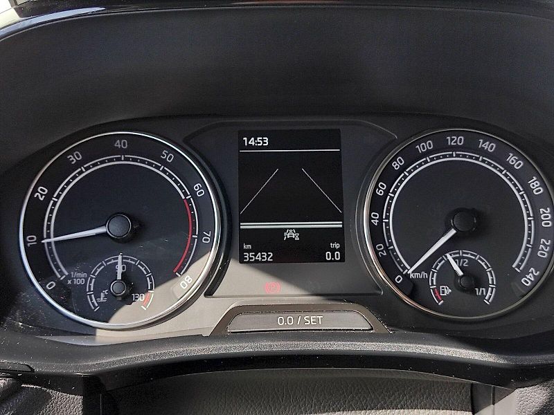 Škoda Fabia (2023) Ambition 1,0 Tsi 81 Kw - fotka 7 z 33