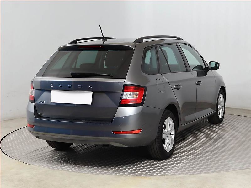 Škoda Fabia (2023) 1.0 TSI, ČR,1.maj, Serv.kniha - fotka 5 z 16