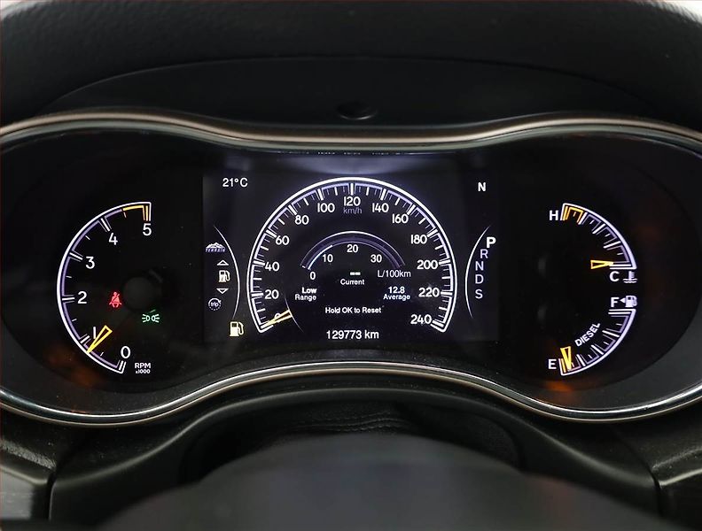 Jeep Grand Cherokee (2014) 3.0 CRD, 4X4, Automat - fotka 9 z 19