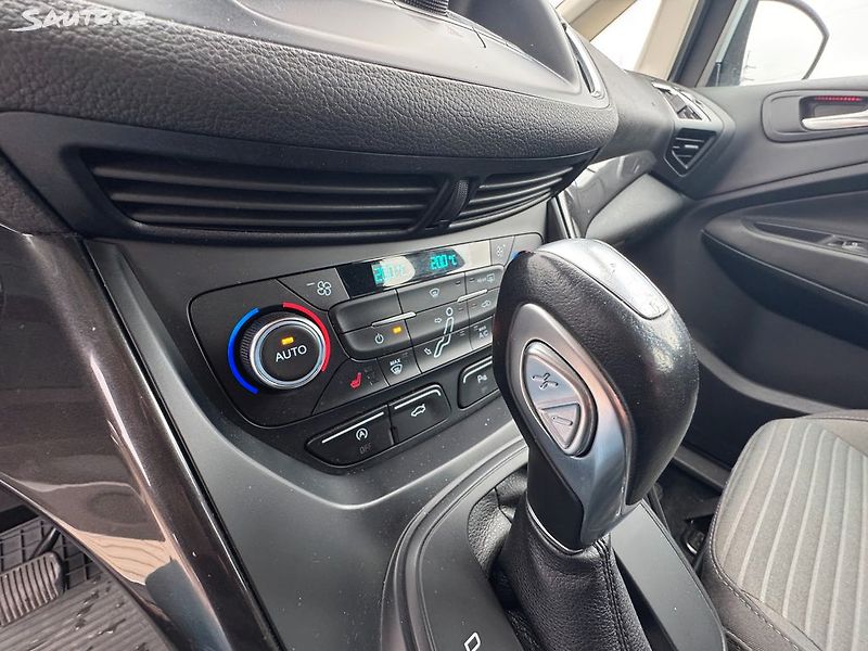Ford Grand C-MAX 2.0TDCi 110kW kamera - fotka 21 z 28